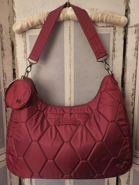 NWT Lug Winger In Raspberry, Sold Out Color